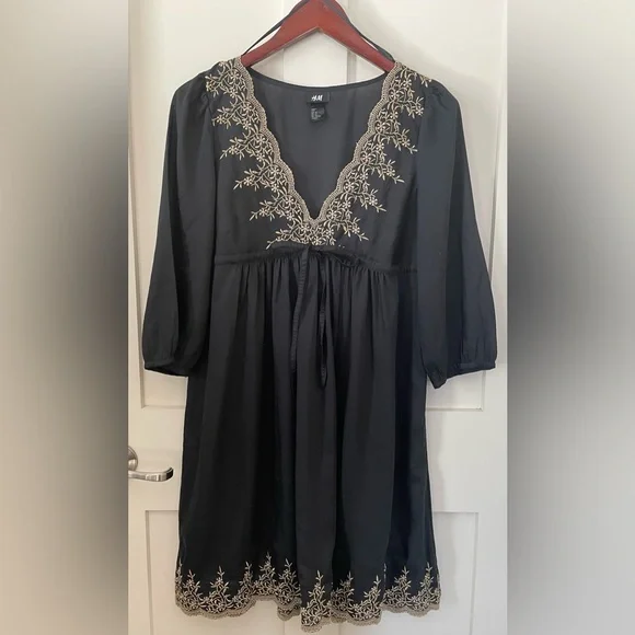 H&M | Dresses | Hm Black Vneck Dress With Gold Embroidered Detailing Size | Poshmark H&M | Dresses | Hm Black Vneck Dress With Gold Embroidered Detailing Size | Poshmark